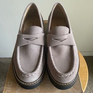 Chunky loafers